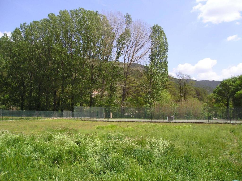 Le Pigeonnier Chambre D'Hotes La Provenc'Ane Salernes Exterior photo